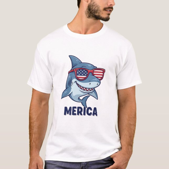 Camiseta Ocean Patriot 'Merica Shark Fun Nautical Flag Art (Frente)