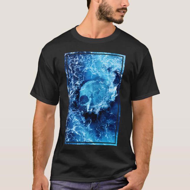 Camiseta Oceano de Caveiras para Piratas (Frente)