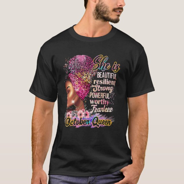 Camiseta October Queen Black Woman Floral A Queen Was Born  (Frente)