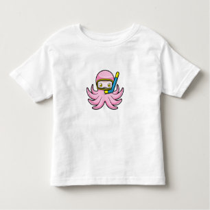 Camiseta Octopus em mergulho com Snorkel e óculos de nataçã