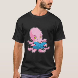 Camiseta Octopus na leitura de um livro