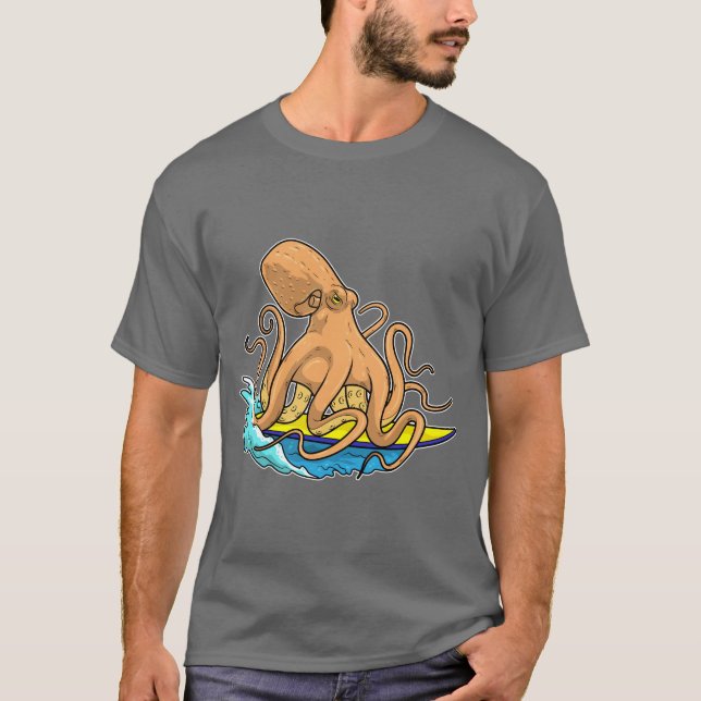 Camiseta Octopus Surfing Surfboard Summer (Frente)