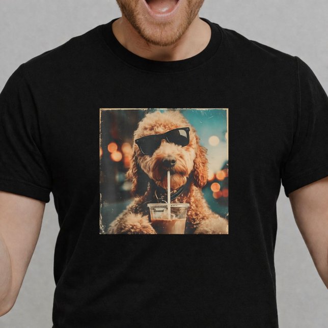 Camiseta Óculos de Sol de Cachorro Engraçado Goldendoodle B (Criador carregado)
