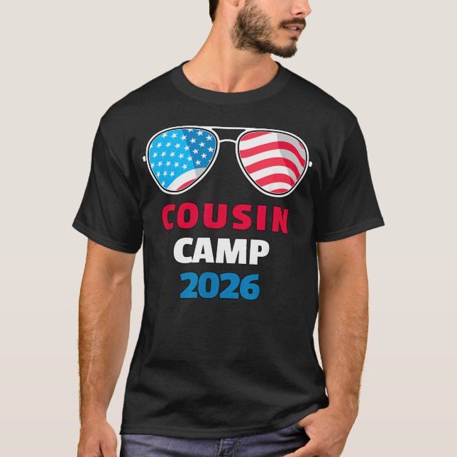 Camiseta Óculos de Sol Patrióticos Acampamento de Primo EUA (Frente)