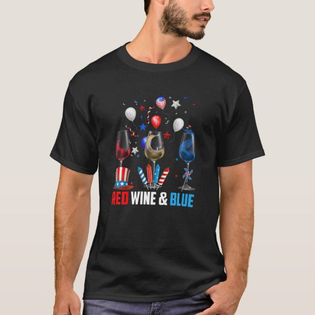 Camiseta Óculos De Vinho Engraçados 4 De Julho Vermelho Bra (Frente)