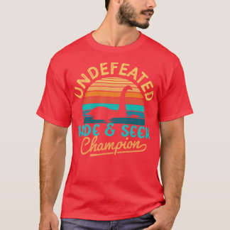 Camiseta Ocultar e Procurar campeão Loch Ness Monste