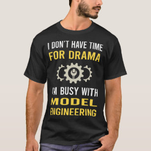 Camiseta Ocupado com Engenheiro de engenharia de modelo