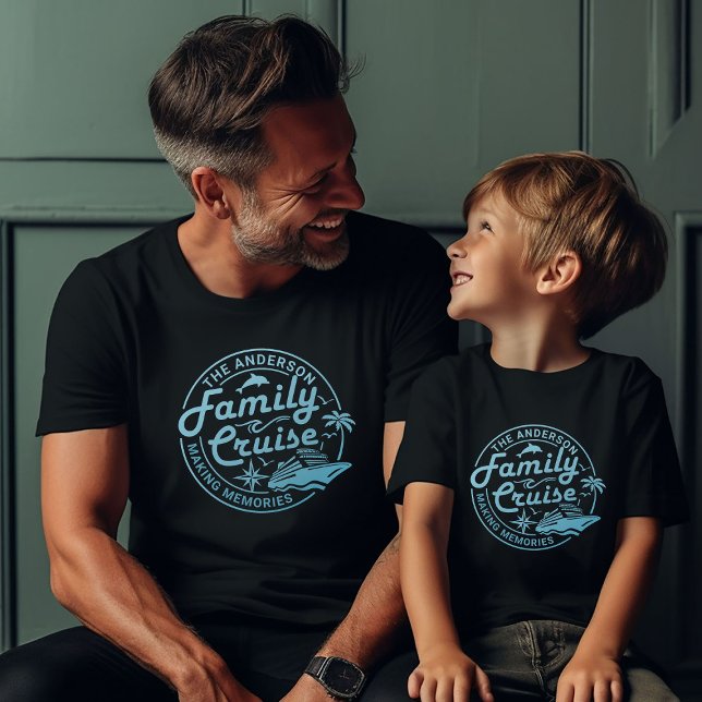 Camiseta Oh Navio É uma Viagem Familiar que corresponde à C (Criador carregado)
