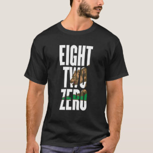 Camiseta Oito Dois Zero 820 Código de Área Califórnia Oxnar