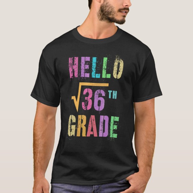 Camiseta Olá Equipe de Estudo de Matemática Raiz Quadrada d (Frente)