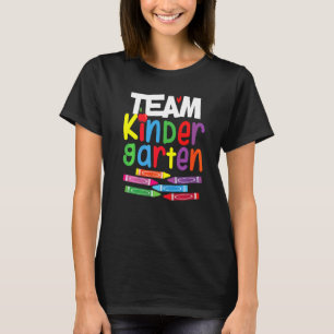 Camiseta Olá Equipe de Jardim de Infância Esquadrão de Lápi