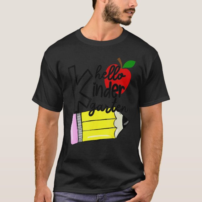 Camiseta Olá Equipe de Jardim de Infância Kinder Volta às A (Frente)
