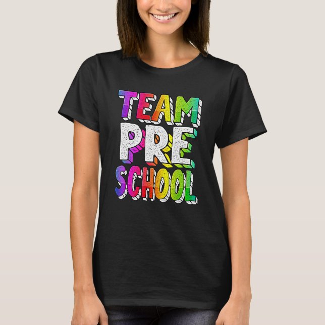 Camiseta Olá Equipe Pré-Escolar Gravata de Volta às Aulas  (Frente)