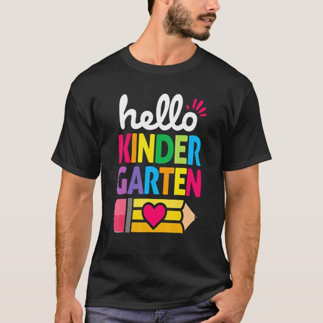Camiseta Olá Jardim de Infância Lápis de Leopardo De Volta  (Frente)