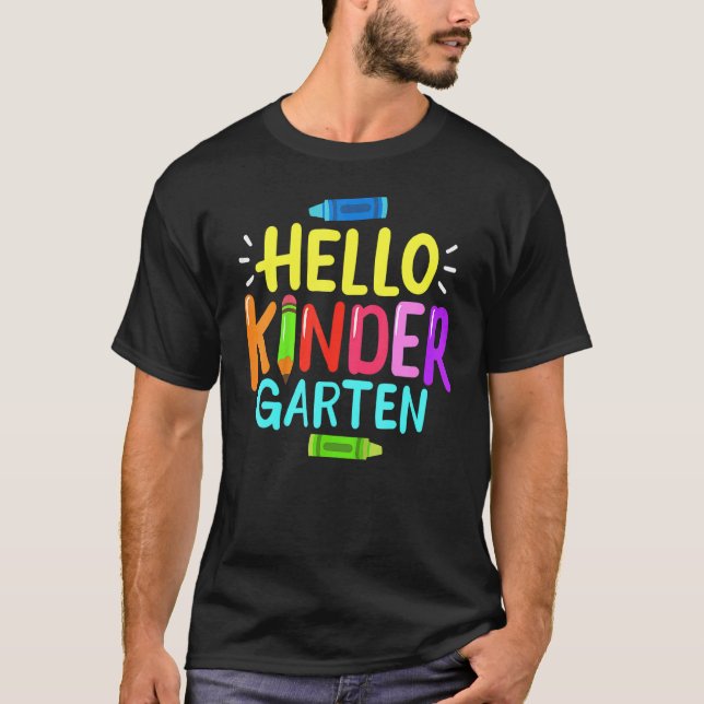 Camiseta Olá Kindergarten Team Kinder De Volta Ao Teac Da E (Frente)