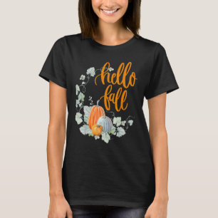 Camiseta Olá outono, folhas de cor de outono, abóboras e qu