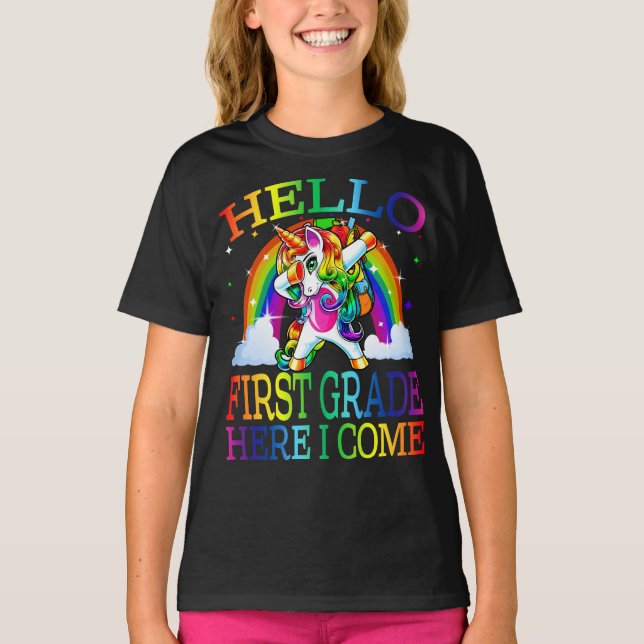 Camiseta Olá Primeiro Grau Aqui Vim Unicórnio (Frente)