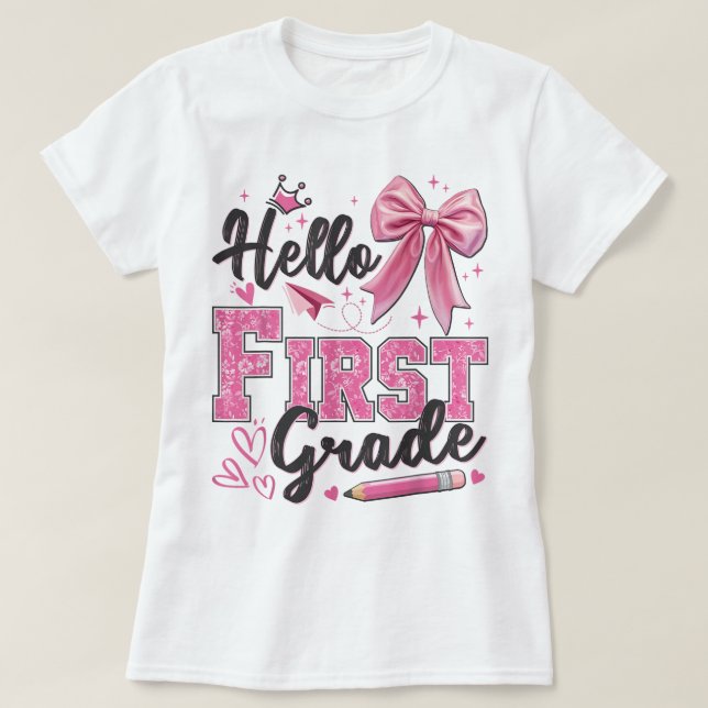 Camiseta Olá Professora do Primeiro Ano Laço de Lápis Coque (Frente do Design)