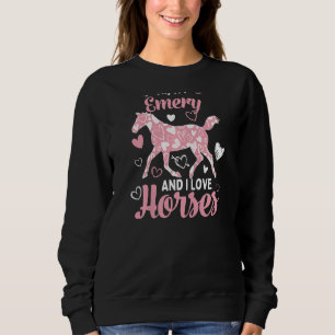 Camiseta Olá, sou Emery e adoro Cavalos Corações Bonitos