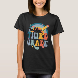 Camiseta Olá Terceira Série Vintage Coração Arco-íris Prime