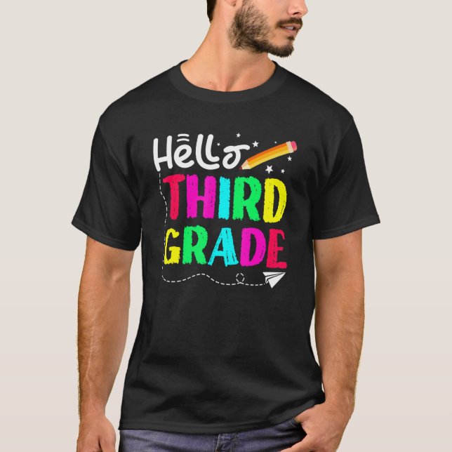 Camiseta Olá, Terceiro Ano De Volta Ao Design Da Escola (Frente)