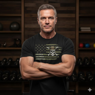Camiseta Older Slower Smarter American Flag Skull Tee