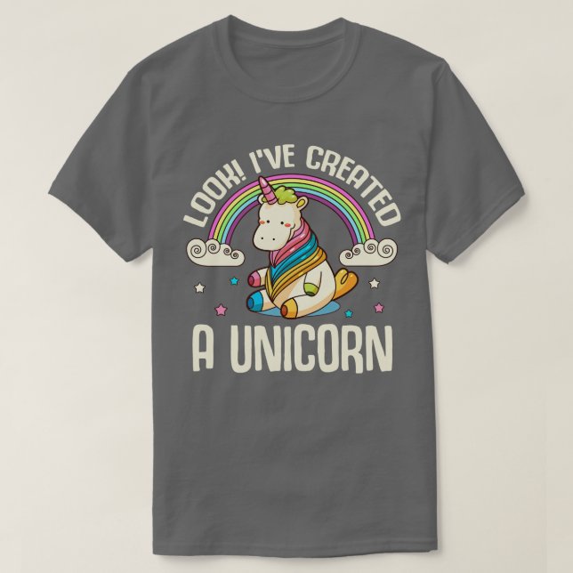Camiseta Olhe Ive Criou Um Unicórnio (Frente do Design)