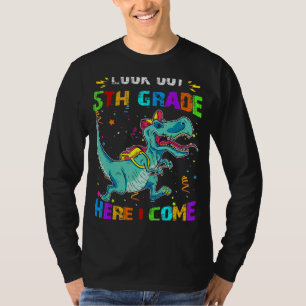 Camiseta Olhe O Quinto Ano Aqui Eu Volto Feliz Para Sch