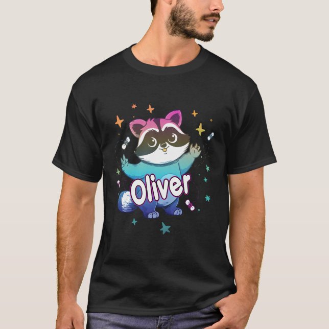 Camiseta Oliver Name Com Raccoon (Frente)