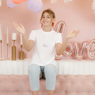 Camiseta Olivia DAMINHA DE HONRA | Roteiro Minimalista Mode