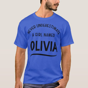 CAMISETA OLÍVIA NUNCA SUBESTIMADA A L DENOMINADA OLÍVIA