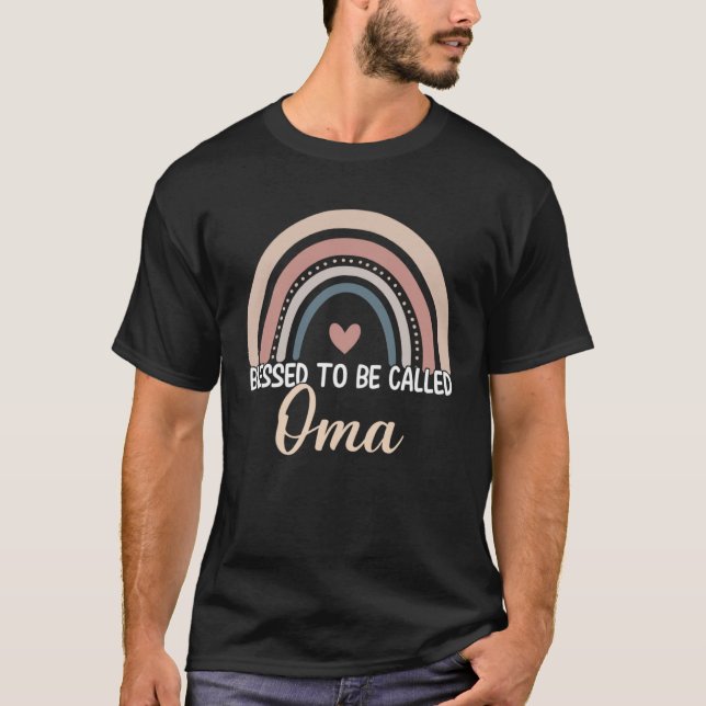 Camiseta Oma Mother s Day Blessed To Be Called Oma Rainbow  (Frente)