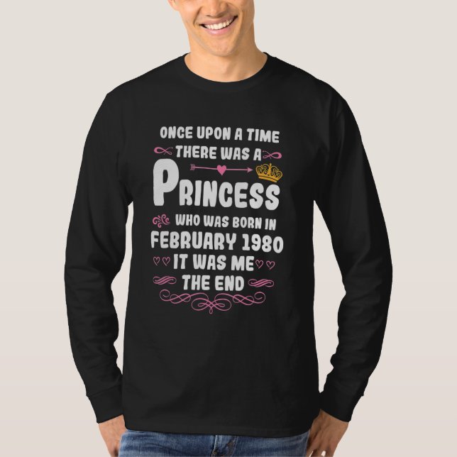 Camiseta Once upon a time there was a princess. February 19 (Frente)
