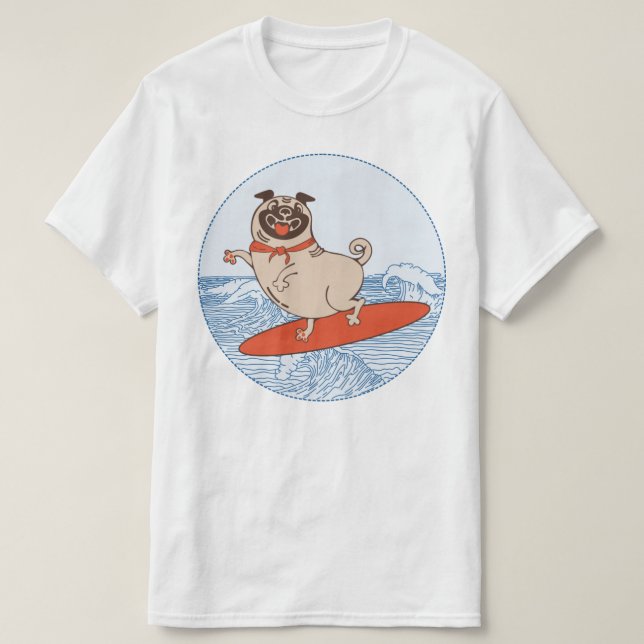 Camiseta Onda cavalgando cachorro feliz no surfboard T-Shir (Frente do Design)