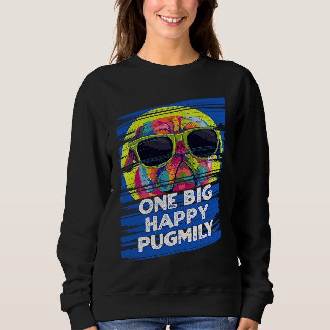 Camiseta One Big Happy Pugmily  Pug Humor Dutch Bulldog Dog (Frente)