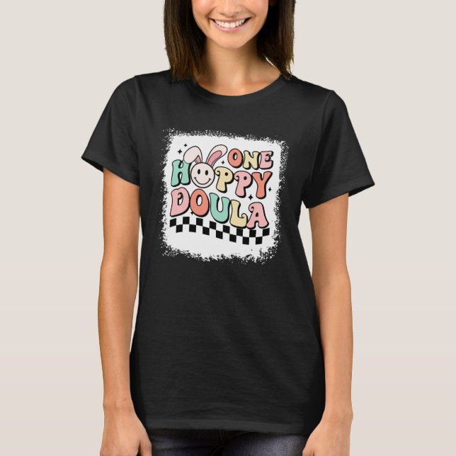 Camiseta One Hoppy Doula Retro Easter Checkered Midwife Bir (Frente)