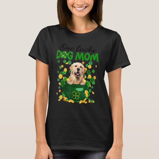 Camiseta One Lucky Dog Mom Funny Golden Retriever Mom St Pa (Frente)