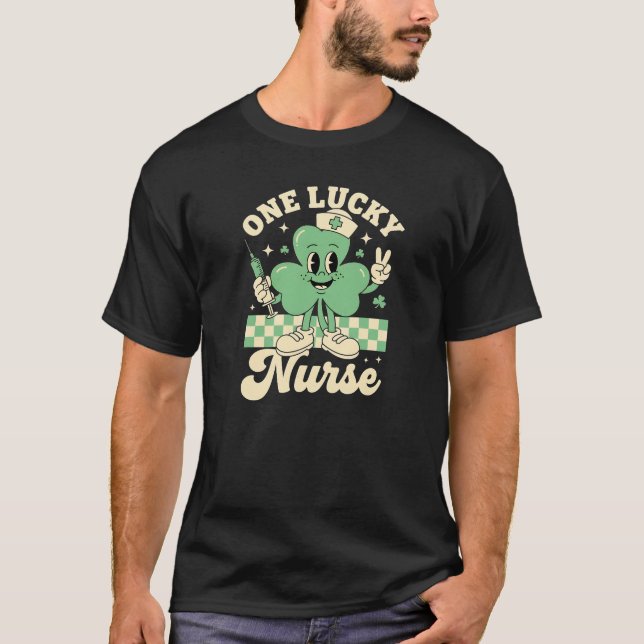 Camiseta One Lucky Nurse Retro Shamrock Mascot Art (Frente)