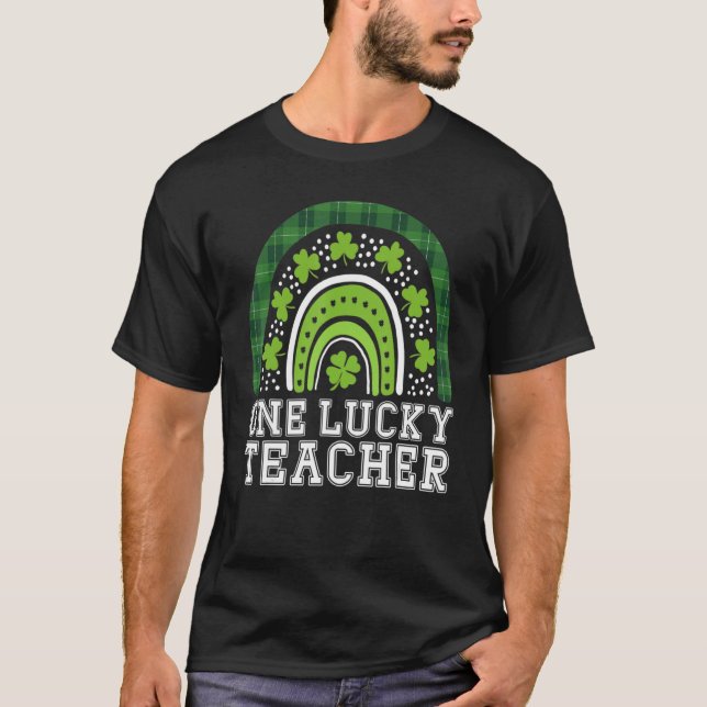 Camiseta One Lucky Teacher Leopard Rainbow St. Patrick's Da (Frente)