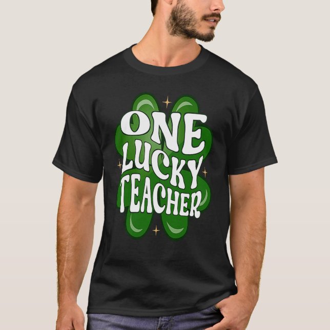 Camiseta One Lucky Teacher Retro St Patrick's Day Four Leaf (Frente)