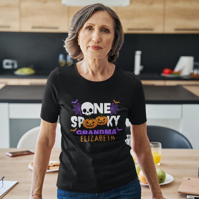 Camiseta One Spooky Grandma, Fun Halloween Family (Criador carregado)