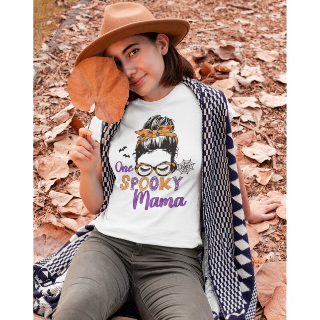 Camiseta One Spooky Mama Funny Halloween Mom (Criador carregado)