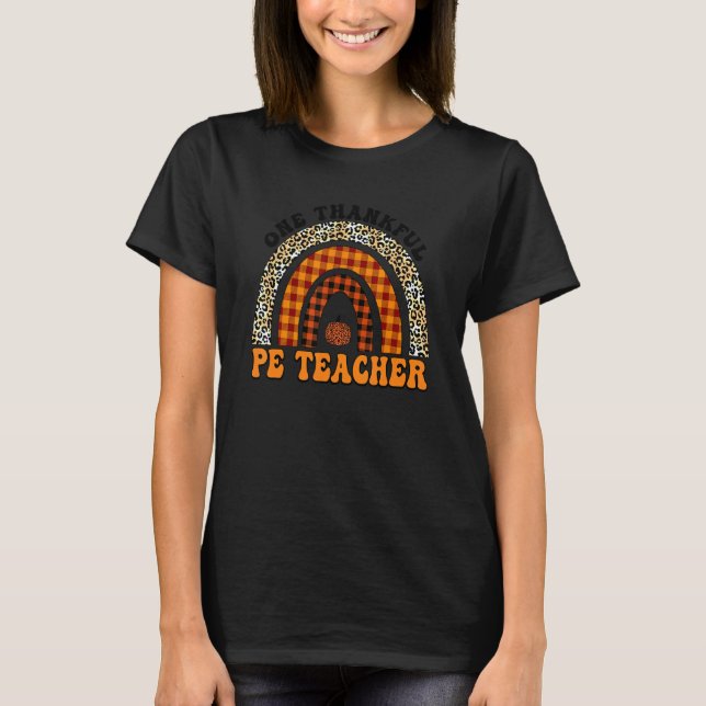 Camiseta One Thankful PE Teacher Rainbow Leopard Groovy Tea (Frente)