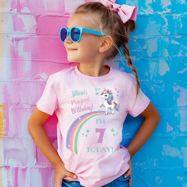 Camiseta Ontem Mágico do Unicórnio da Menina (Unicorn magical Birthday Shirt, with matching mom's shirt available)
