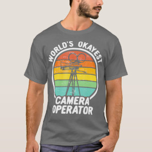 Camiseta Operadora de câmera Okayest Retro Engraçado