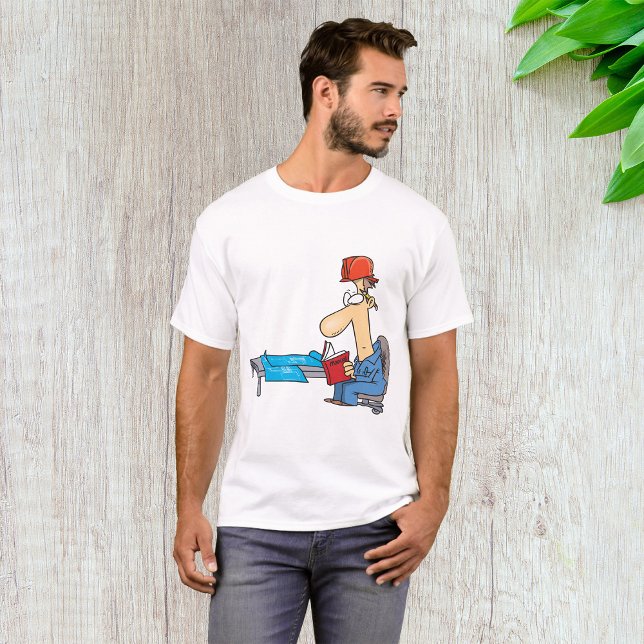Camiseta Operário da Construção Lendo Manual (Criador carregado)