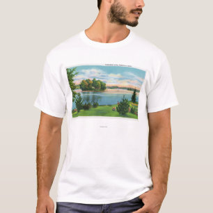Camiseta Opinião da linha costeira do lago Pontoosuc