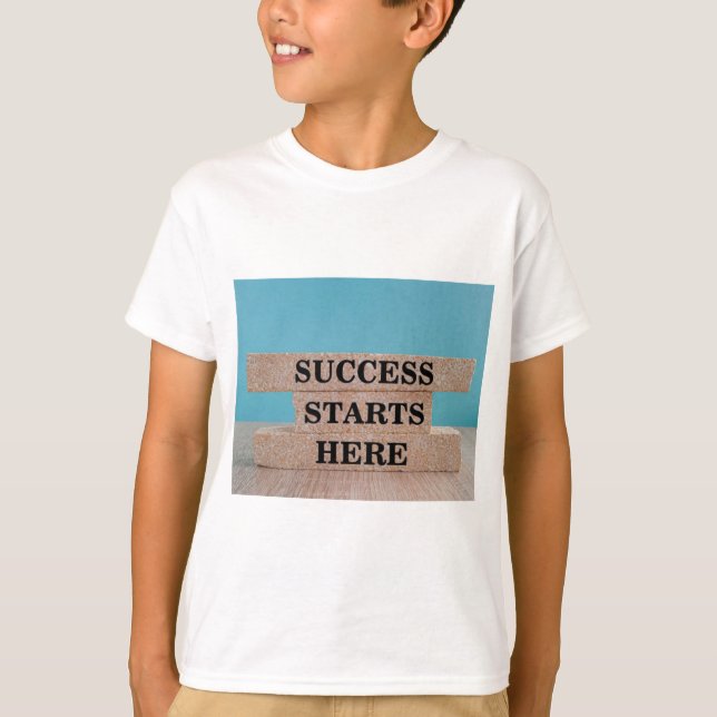 Camiseta Oportunidades de Crio de trabalho do duro (Frente)