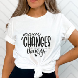 Camiseta Oração muda as coisas com Design do coração