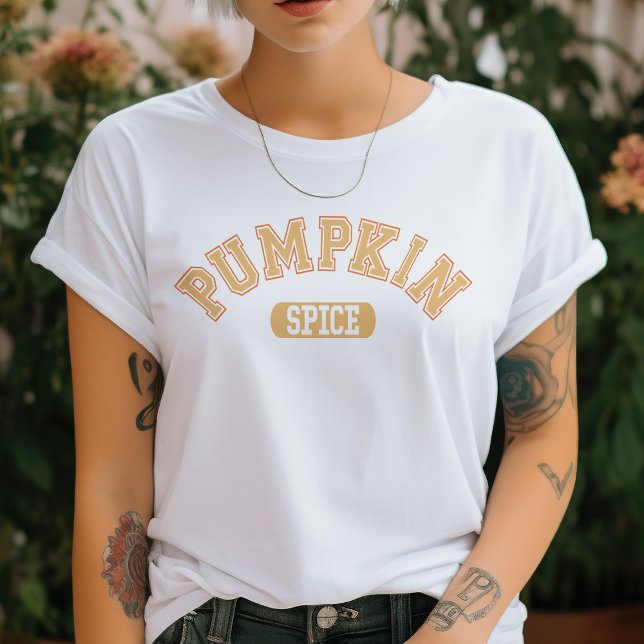 Camiseta Orange Pumpkin Spice College - Letra Inscrita (Criador carregado)